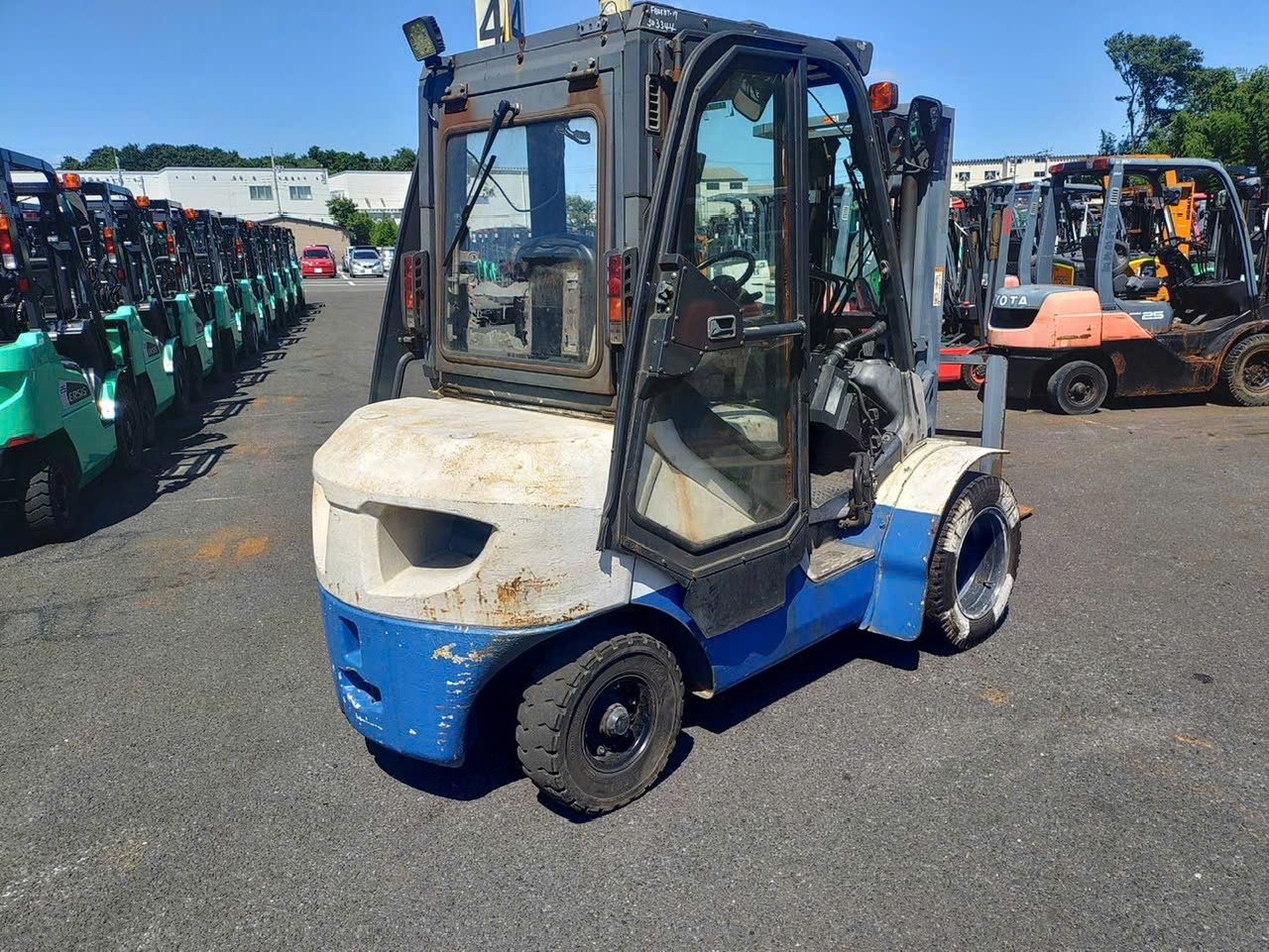 Xe nâng dầu Komatsu 2.5 t -FD25HT-17