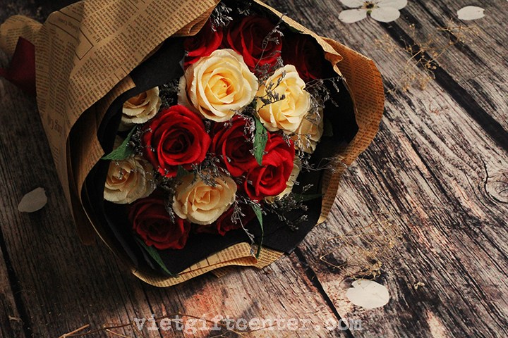 Hoa hồng handmade bằng giấy, giấy nhún đẹp