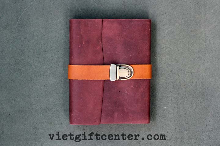 sổ bìa da có khóa