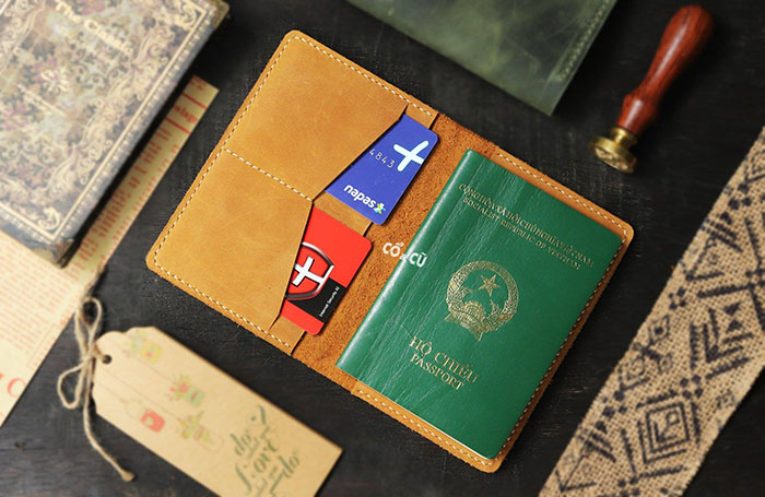 passport cover da thật 4 ngăn