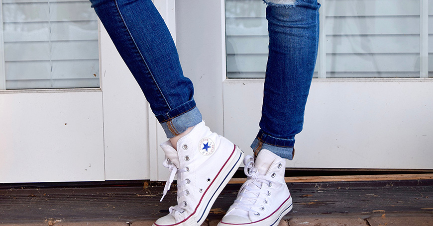 Zara ra mắt mẫu giày classic mới cạnh tranh với Nike