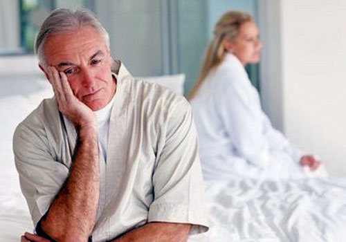 bi-mat-cua-vi-khach-70-tuoi-trong-shop-do-choi-tinh-duc-1