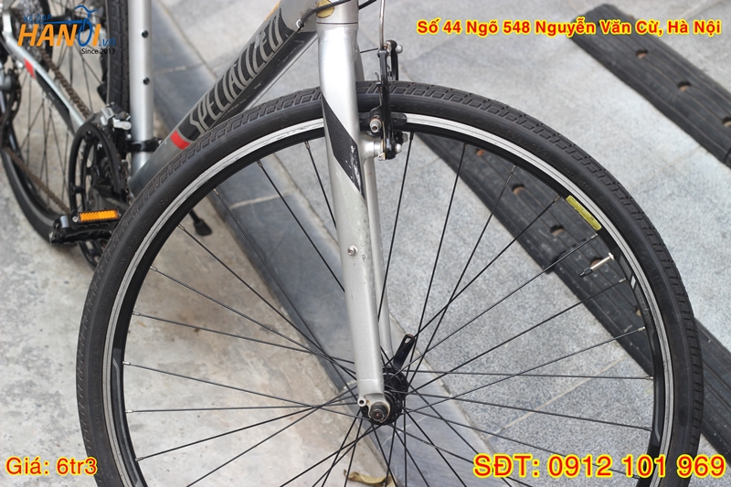 Xe đạp Touring Nhật bãi Specialized tới từ Mỹ