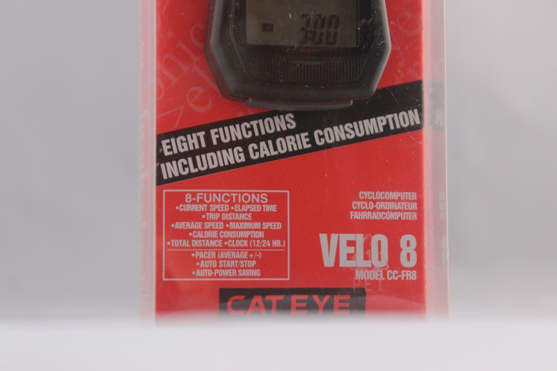 Đồng hồ tốc độ Cateye Velo 8