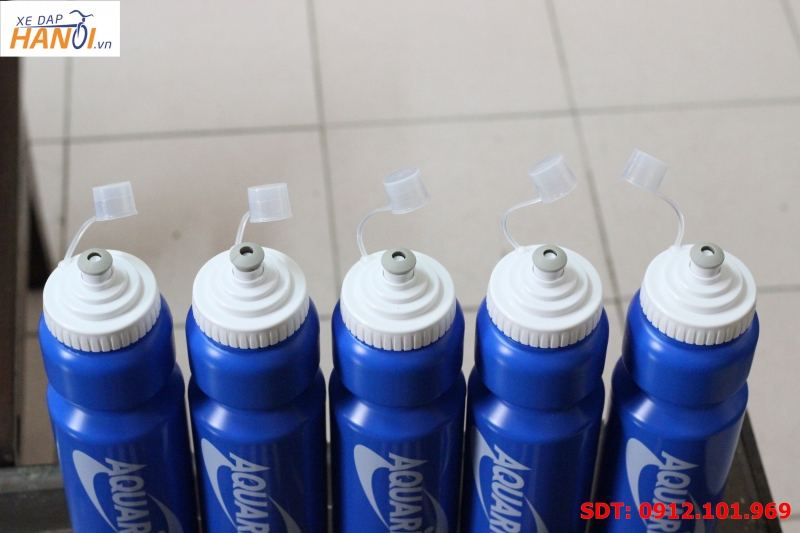 Bình nước thể thao Aquarius từ Cocacola Company - bình mút - Made in Japan