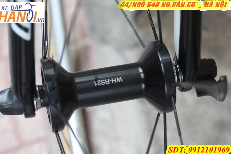 Xe đạp đua roading CARBON SPECIALIZED AMIRA HANDMADE FROM USA