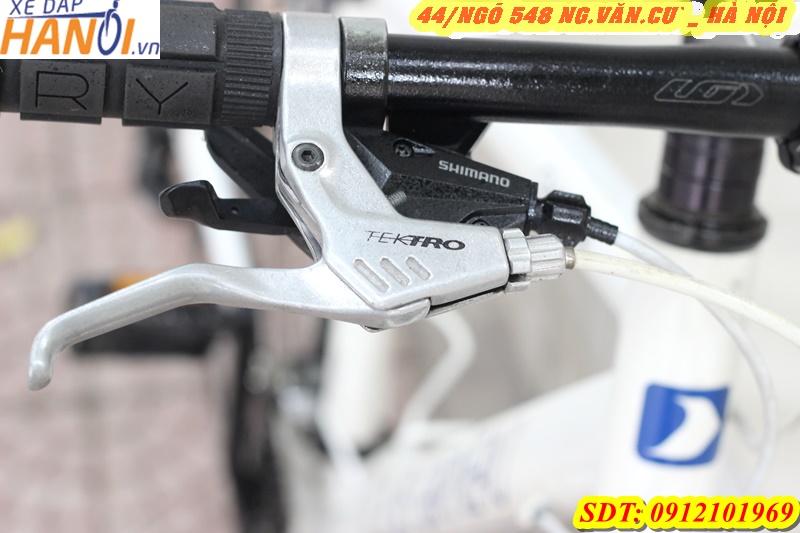 Xe  Nhât bãi LOUIS CHASSE ĐẾN TỪ CANADA