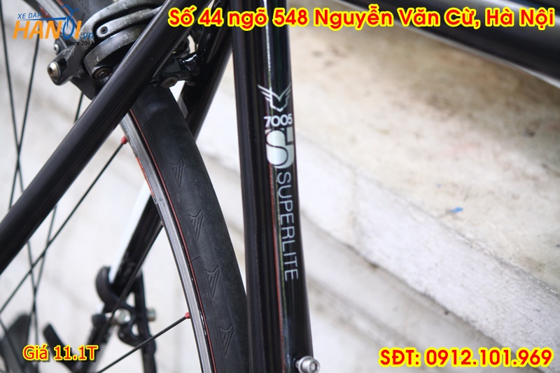 Xe đua Roading Nhật bãi Felt đến từ USA