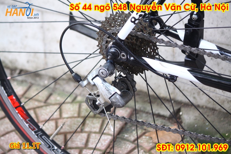 Xe đua Roading Nhật bãi Felt đến từ USA