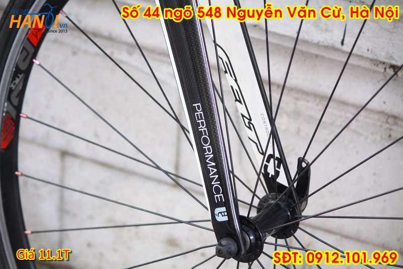 Xe đua Roading Nhật bãi Felt đến từ USA