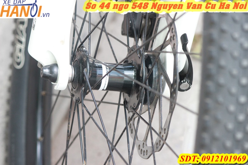 Xe MTB Giant ATX 890 đến từ Taiwant