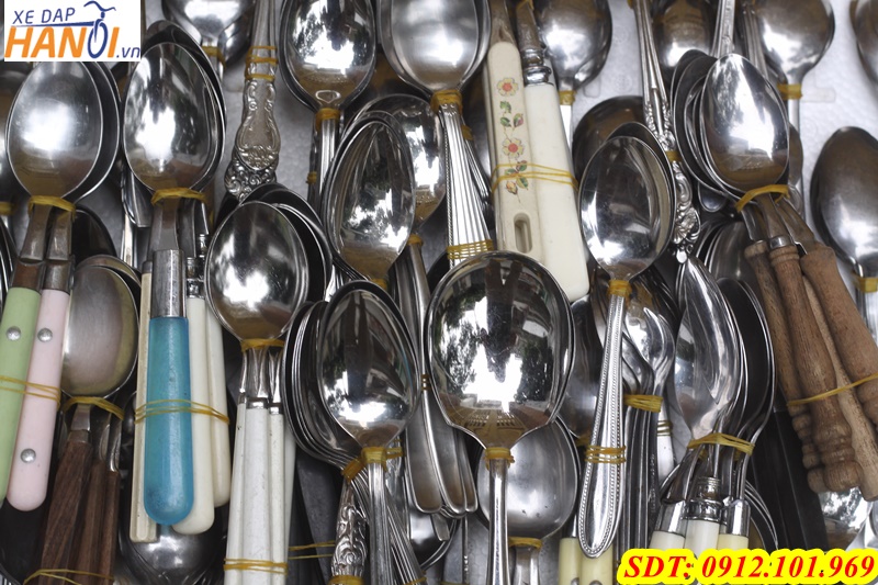THÌA NHẬT BÃI BÁN THEO KG HOĂC LẺ, GIÁ 150N ĐẾN 200N/10C