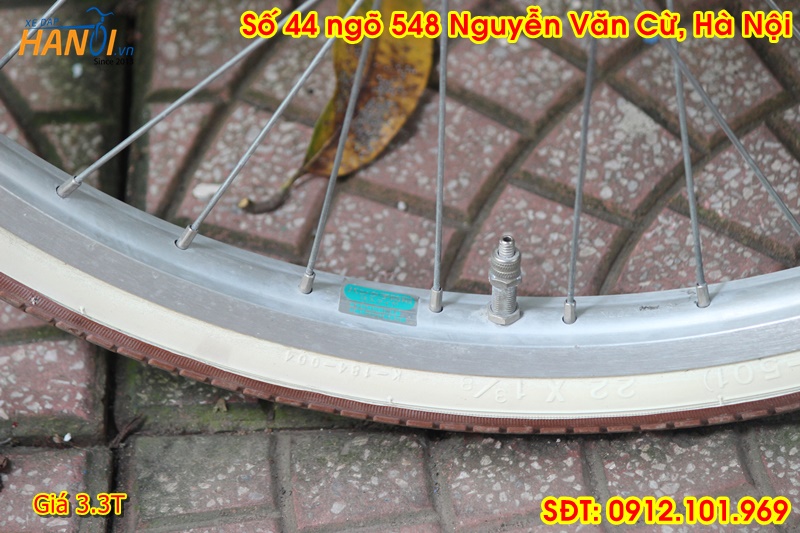 Xe tre em  Nhật bãi Silver đế từ Japan