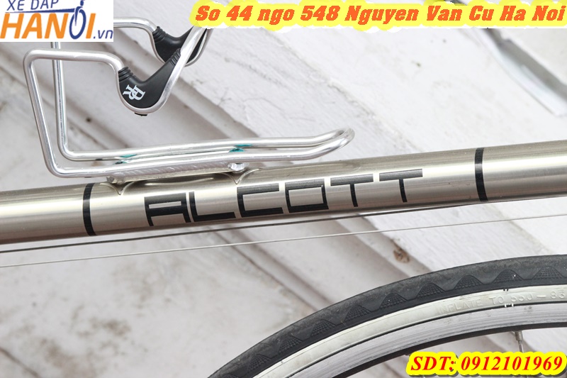 Xe đua Titan Alcott đến từ China