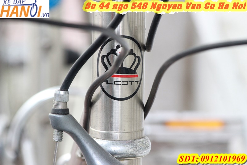 Xe đua Titan Alcott đến từ China