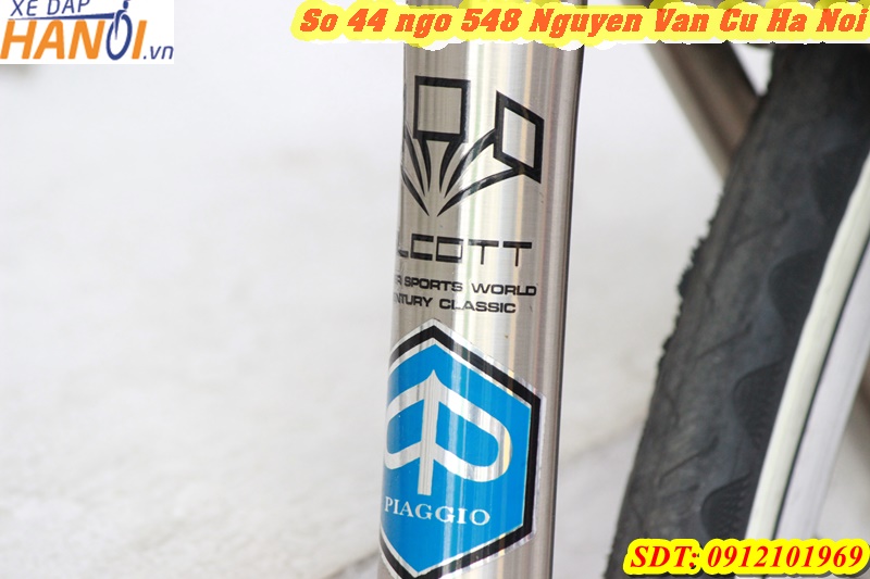 Xe đua Titan Alcott đến từ China