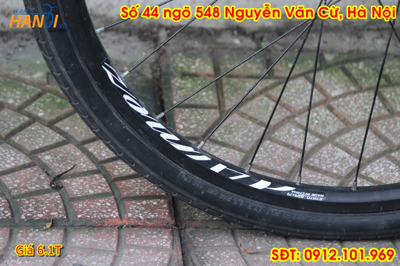 Xe Touring Giant Live đến từ Taiwant