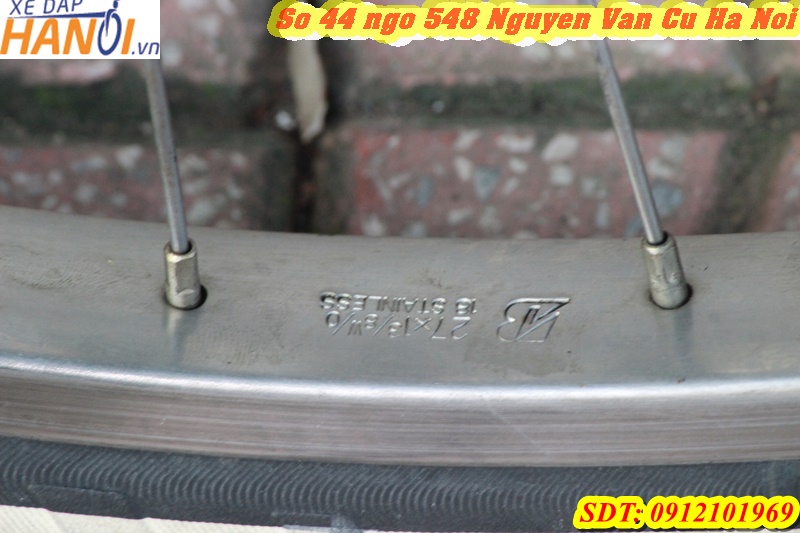 Xe Touring Nhật bãi Presfino hãng  Bridgetone đến từ Japan