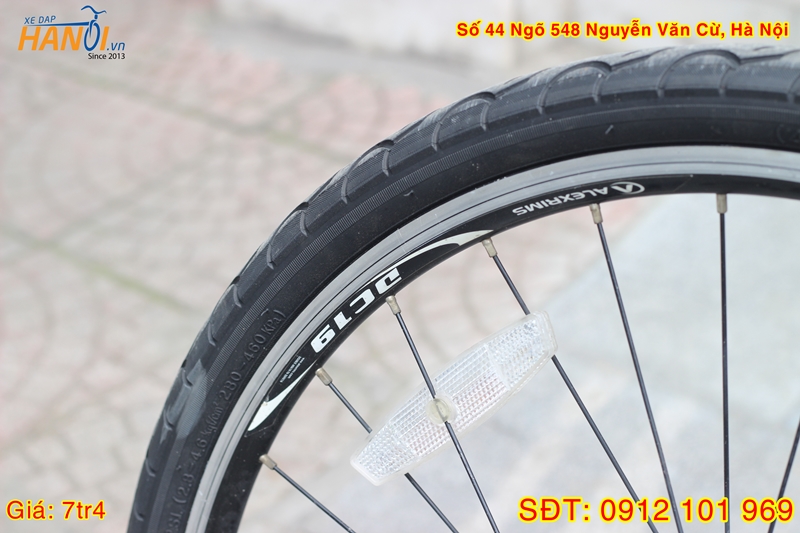 Xe đạp địa hình MTB Nhât bãi Louis Garneau tới từ Canada