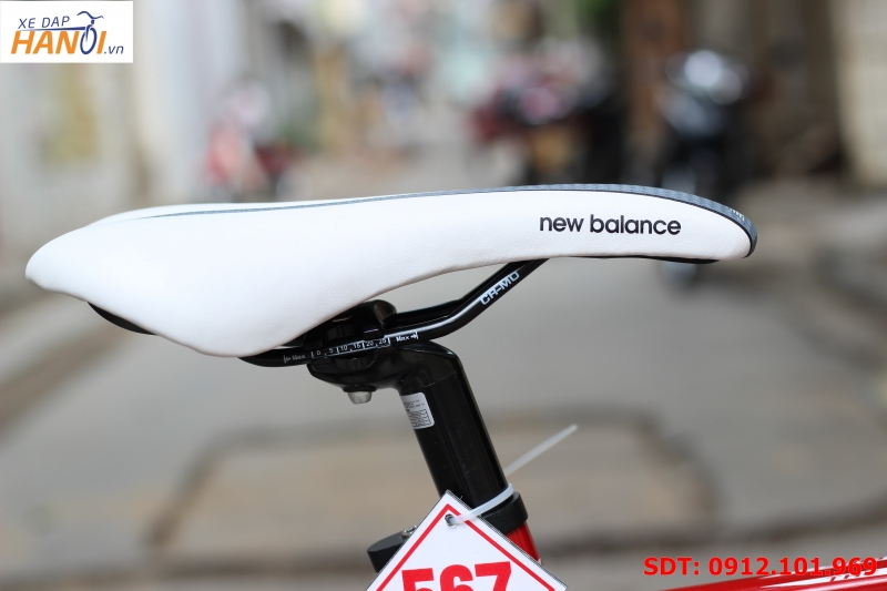 Xe đạp road Nhật New Balance TA6202