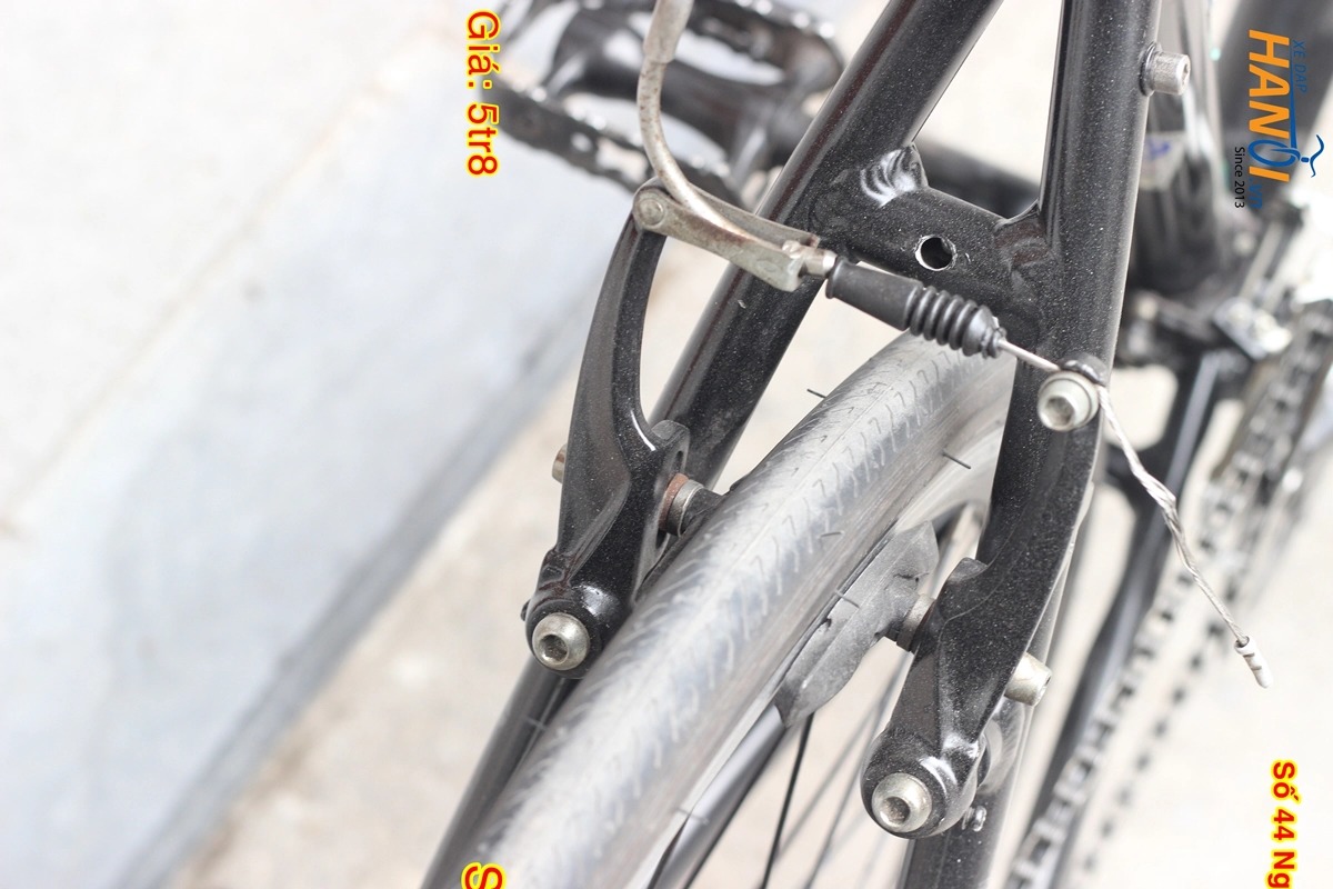 Xe đạp Touring Nhật bãi Fuji Absolute 5 tới từ Mỹ