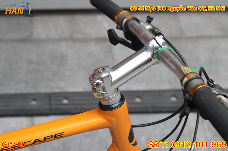Xe đạp Touring Nhật bãi Giant Escape R3 tới từ Taiwan - càng carbon