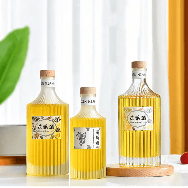 chai thủy tinh đựng rượu