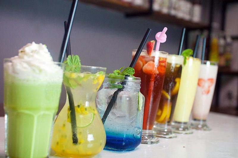 kinh nghiệm chọn ly thủy tinh khi kinh doanh đồ uống