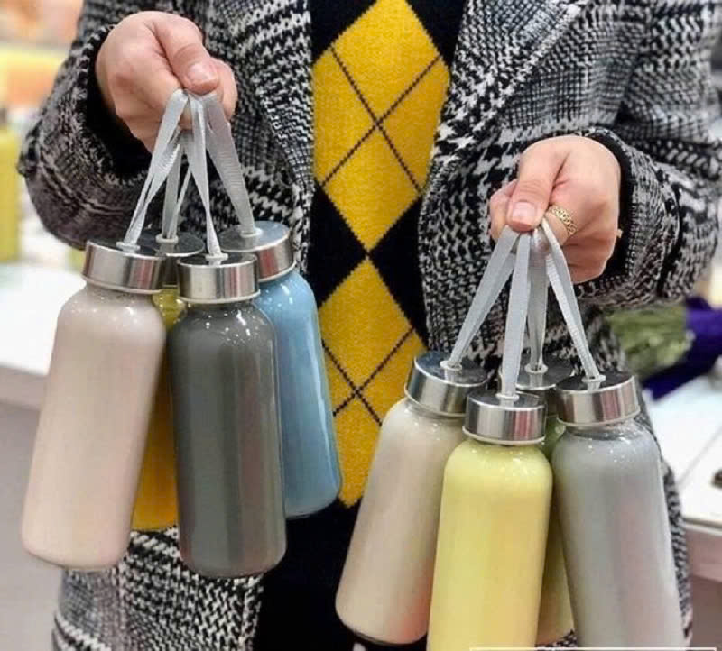 Chai thủy tinh dây xách