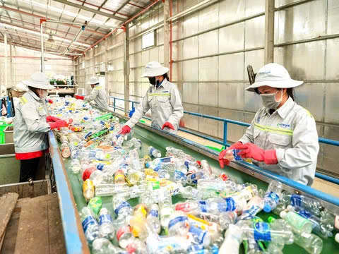 5. Tương lai của nhựa tái chế trong sản xuất chai nhựa