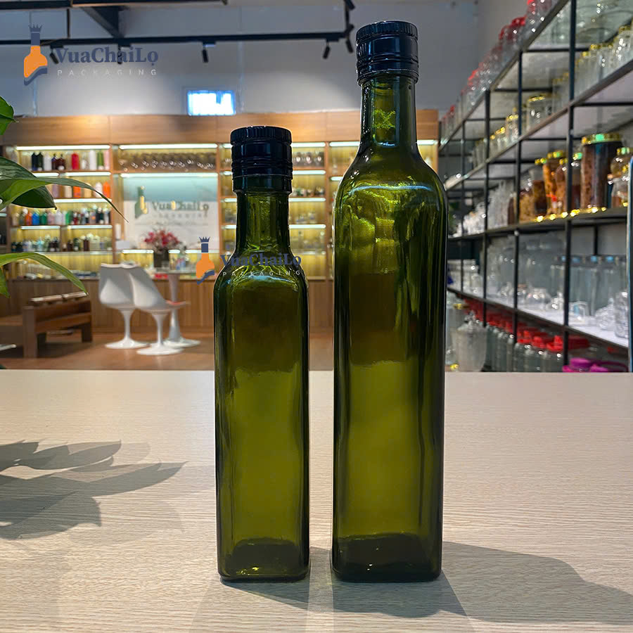 Chai Thủy Tinh Ô Liu Vuông 250ML