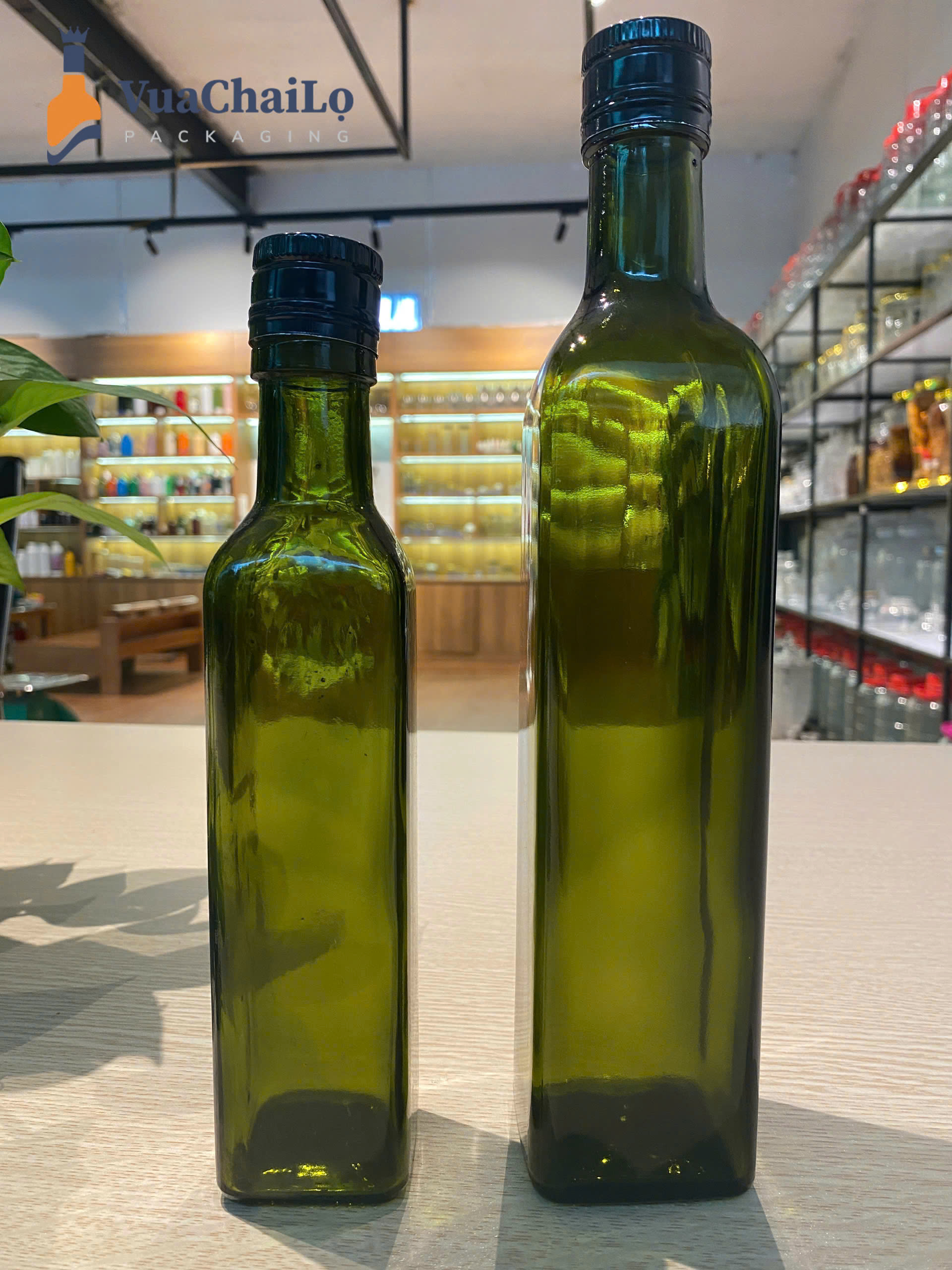 Chai Thủy Tinh Ô Liu Vuông 250ML