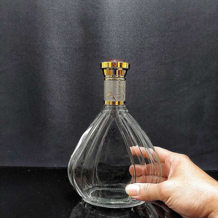 Chai Rượu XO Quạt Nắp Vàng 500ML