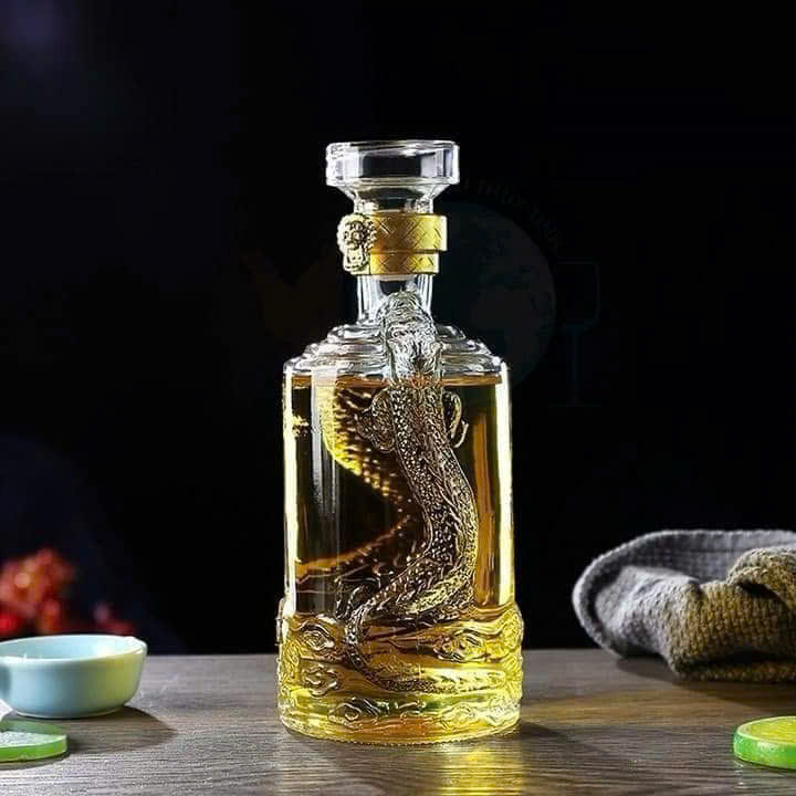 Chai Thủy Tinh Rồng Nổi 500ML