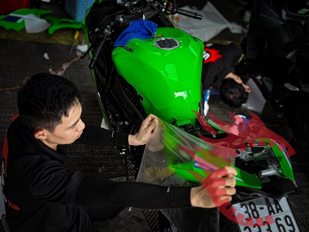Quy trình dán PPF TPU Kawasaki Ninja ZX-6R
