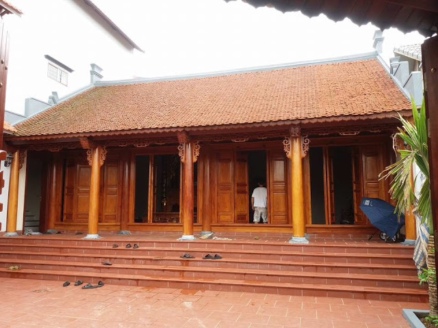 Nhà gỗ kẻ truyền 3 gian