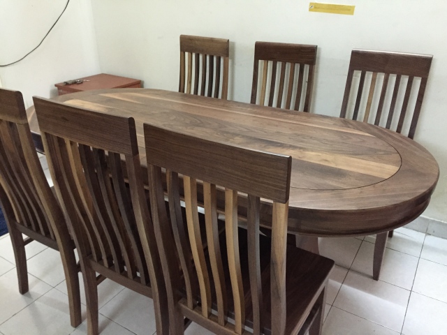 Lợi ích mà bàn ghế ăn Óc Chó mang lại