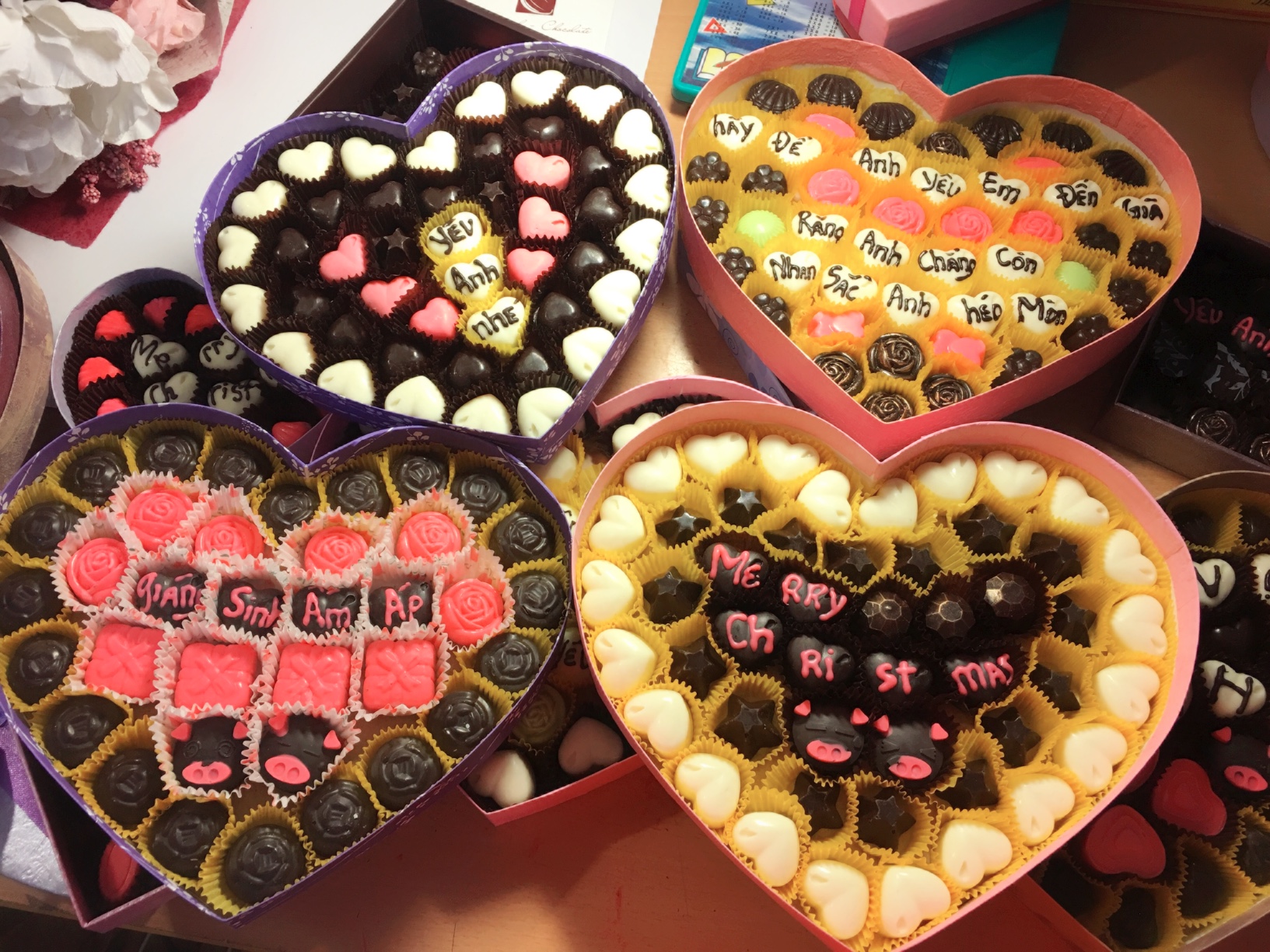 Bán buôn, bán lẻ Socola Valentine 2018