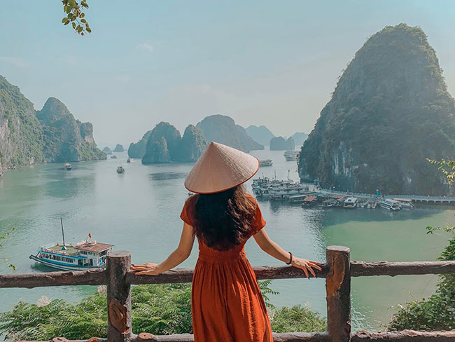 Đi tour du lịch Hạ Long mùa nào đẹp nhất?