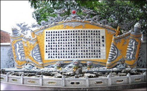 Hà Nội - Bút Tháp - Chùa Dâu - Chùa Phật Tích - Đền Đô (1 Ngày)