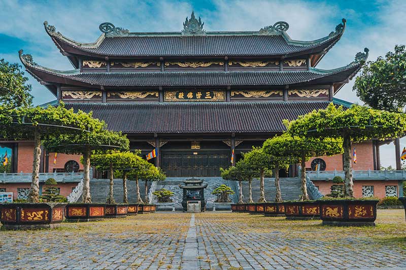 TP.HCM - HÀ NỘI – HOA LƯ - HANG MÚA – TAM CỐC - BÁI ĐÍNH - TRÀNG AN - HÀ NỘI - TP.HCM