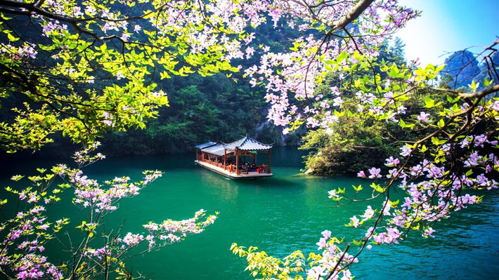 HÀ NỘI - PHƯỢNG HOÀNG CỔ TRẤN - ĐỆ NHẤT MIÊU TRẠI - TRƯƠNG GIA GIỚI - THIÊN MÔN SƠN - HỒ BẢO PHONG - HÀ NỘI 6N5D