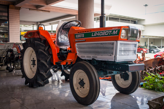 Thông số kỹ thuật máy cày kubota L2402