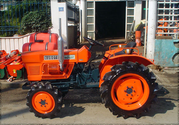 Thông số kỹ thuật máy cày Kubota L1801