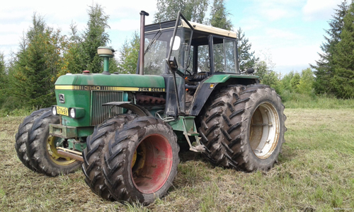 Thông số kỹ thuật máy cày John Deere 3140