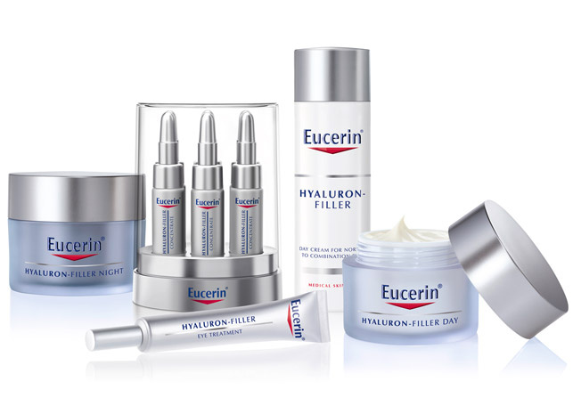 Kem Làm Mờ Nếp Nhăn Ban Đêm Eucerin Hyaluron Filler Night 50ml làm mờ hiệu quả cả những nếp nhăn đã hằn sâu từ trong ra ngoài, đồng thời tái tạo da ban đêm mà không hề bịt kín lỗ chân lông ,cho làn da mịn màng tự nhiên khiến ai cũng phải ngắm nhìn.