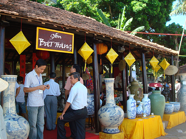 Trải nghiệm tour du lịch làng gốm Bát Tràng 12 tiếng trọn vẹn