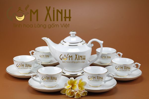 Mẫu in logo lên ấm chén Bát Tràng làm quà tặng ý nghĩa, đẹp nhất