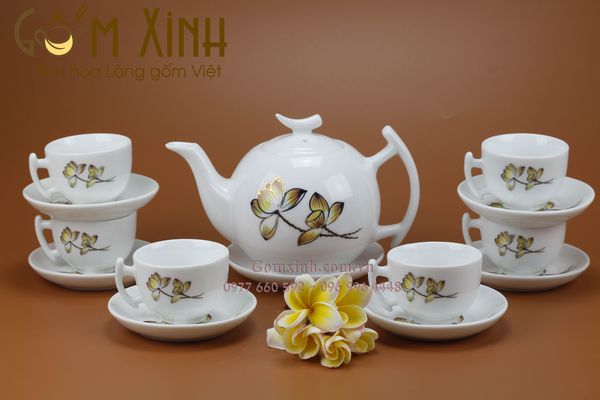 Lý do nên chọn mua ấm chén sứ trắng Bát Tràng uy tín