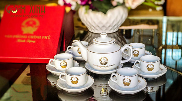 Đặt in ấm chén ở đâu? mẫu ấm chén Bát Tràng in logo đẹp rẻ tại Hà Nội
